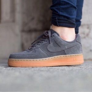 Women's Nike Air Force 1 '07 Mid Suede Sneakers